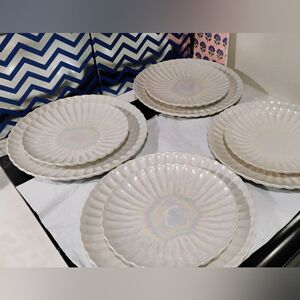 GODINGER 8 pc Plate Set Pearl 4-Bread, 4-Dinner BRAND-NEW w/tags